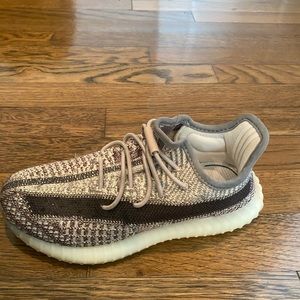 adidas

YEEZY BOOST 350 V2 KIDS 'ZYON